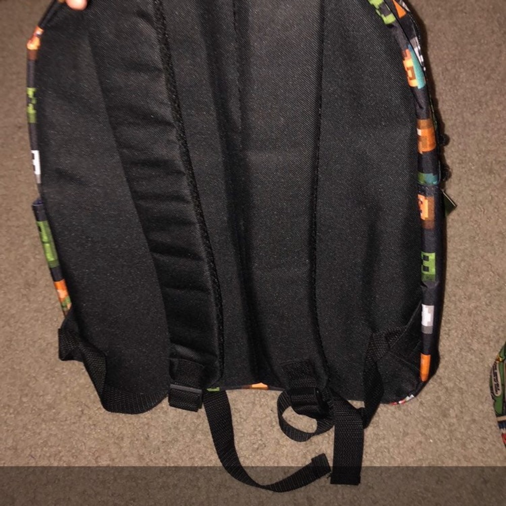 MINECRAFT BIOWORLD BACKPACK.NEW! - Picture 5 of 7